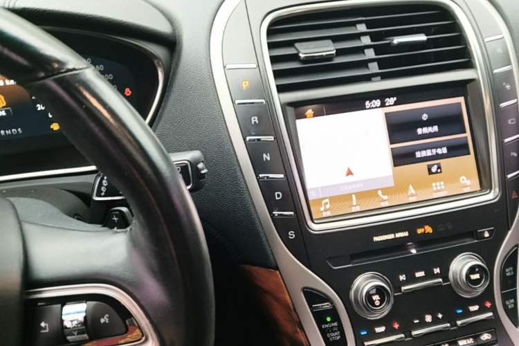 Used Lincoln Nautilus 2019 2.7T Four-Wheel Drive Prestige Edition China VI Standard Gear Lever