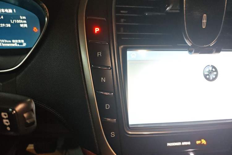 Used Lincoln Nautilus 2019 2.0T Four-Wheel Drive Zunya Edition China VI Standard Gear Lever