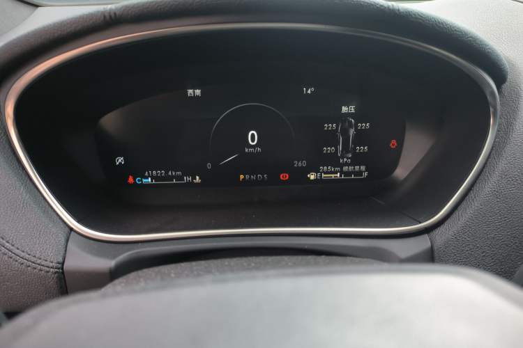 Used Lincoln Nautilus 2019 2.0T Two-Wheel Drive Luxury Edition China VI Standard Instrument Cluster