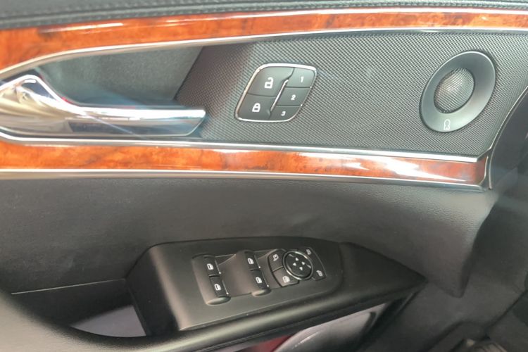 Used Lincoln Nautilus 2019 2.0T Four-Wheel Drive Zunya Edition China VI Standard Interior 5