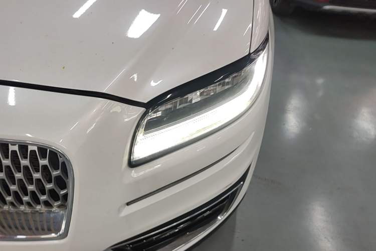 Used Lincoln Nautilus 2019 2.0T Two-Wheel Drive Luxury Edition China VI Standard Left Front Headlight