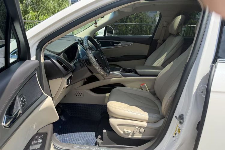 Used Lincoln Nautilus 2019 2.0T Two-Wheel Drive Luxury Edition China VI Standard Left Front Seat