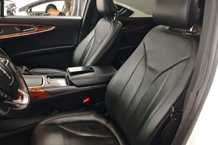 Used Lincoln Nautilus 2019 2.0T Four-Wheel Drive Zunya Edition China VI Standard Left Front Seat