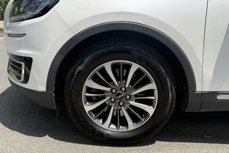 Used Lincoln Nautilus 2019 2.0T Two-Wheel Drive Luxury Edition China VI Standard Left Front Wheel Hub
