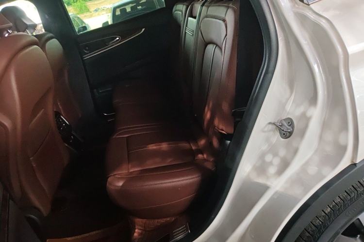 Used Lincoln Nautilus 2019 2.7T Four-Wheel Drive Prestige Edition China VI Standard Left Rear Seat