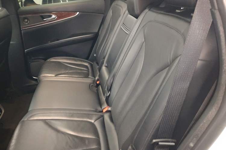 Used Lincoln Nautilus 2019 2.0T Four-Wheel Drive Zunya Edition China VI Standard Left Rear Seat