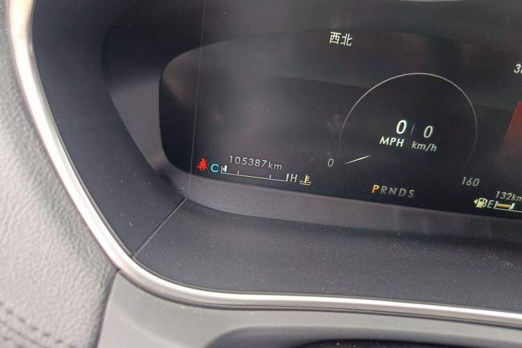 Used Lincoln Nautilus  Odometer Close Up