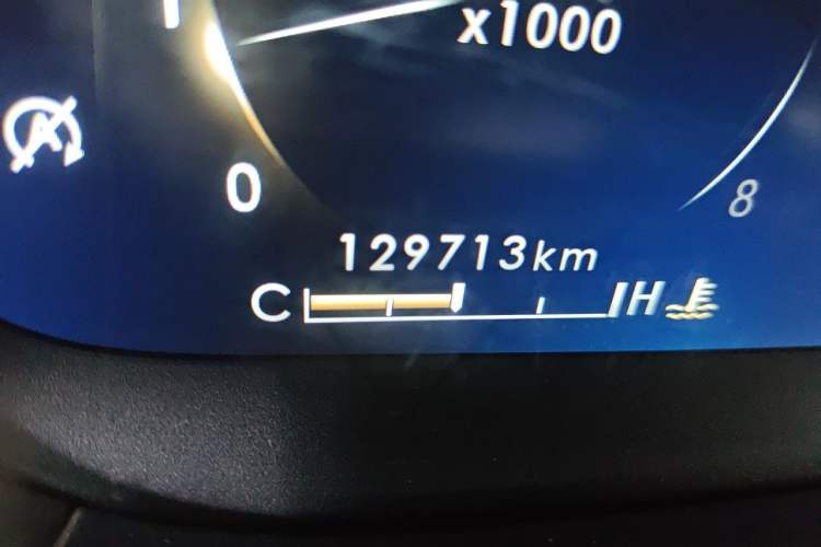 Used Lincoln Nautilus 2019 2.0T Two-Wheel Drive Luxury Edition China VI Standard Odometer Close Up