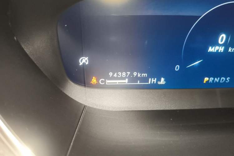 Used Lincoln Nautilus 2019 2.0T Two-Wheel Drive Luxury Edition China VI Standard Odometer Close Up