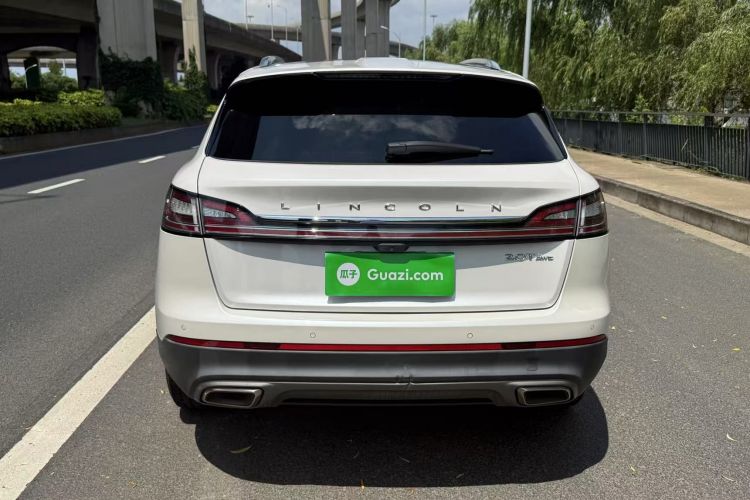 Used Lincoln Nautilus 2019 2.0T Two-Wheel Drive Luxury Edition China VI Standard Rear