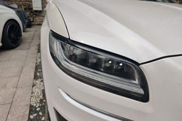 Used Lincoln Nautilus 2019 2.7T Four-Wheel Drive Prestige Edition China VI Standard Right Front Headlight