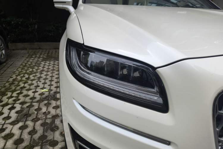Used Lincoln Nautilus 2019 2.7T Four-Wheel Drive Prestige Version China V Emission Standard Right Front Headlight