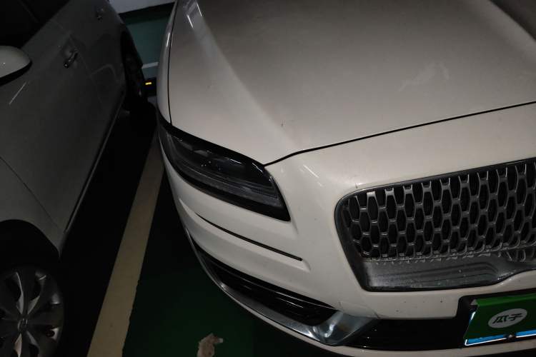 Used Lincoln Nautilus 2019 2.0T Four-Wheel Drive Zunya Edition China VI Standard Right Front Headlight
