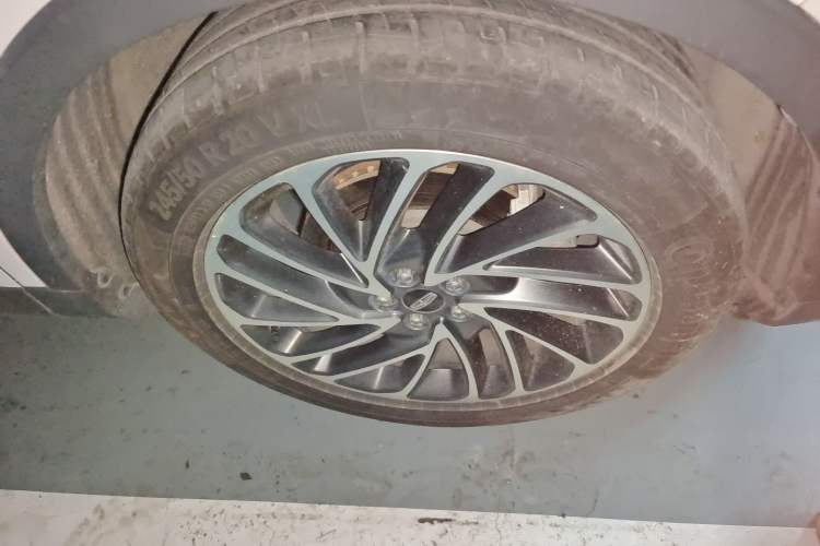Used Lincoln Nautilus 2019 2.0T Four-Wheel Drive Zunya Edition China V Standard Right Front Wheel Hub
