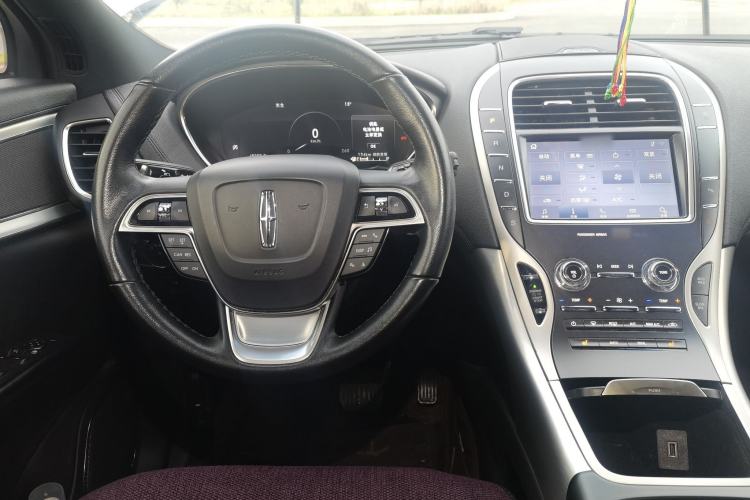 Used Lincoln Nautilus 2019 2.0T Two-Wheel Drive Luxury Edition China VI Standard Steering Wheel