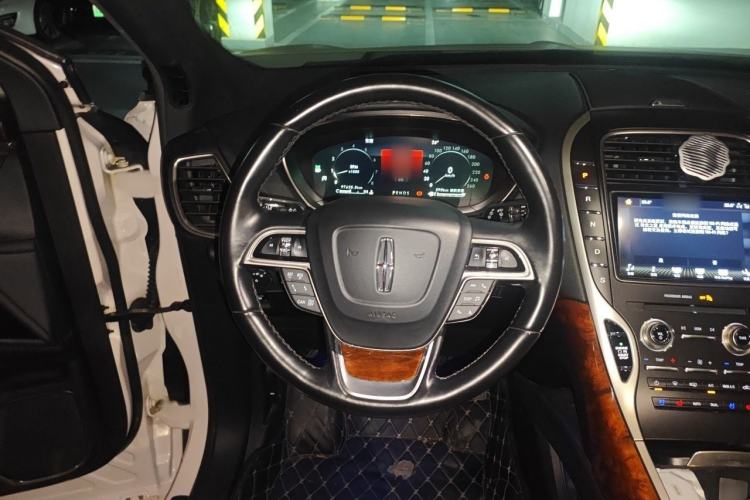 Used Lincoln Nautilus 2019 2.0T Four-Wheel Drive Zunya Edition China VI Standard Steering Wheel