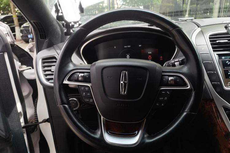 Used Lincoln Nautilus 2019 2.7T Four-Wheel Drive Prestige Edition China VI Standard Steering Wheel