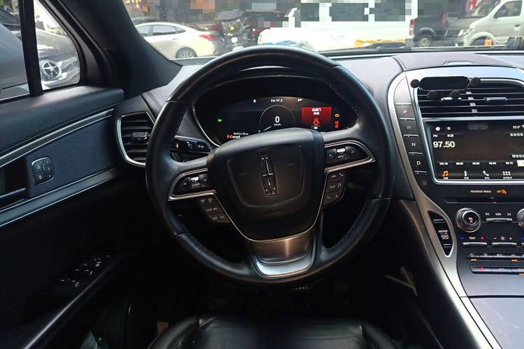 Used Lincoln Nautilus 2019 2.0T Two-Wheel Drive Luxury Edition China V Standard Steering Wheel