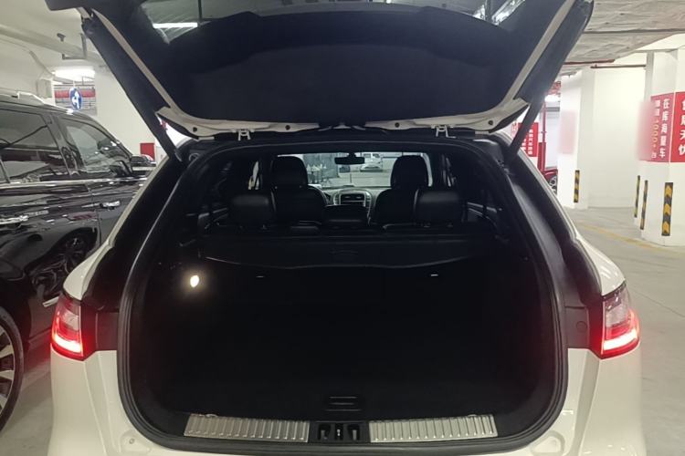 Used Lincoln Nautilus 2019 2.0T Two-Wheel Drive Luxury Edition China VI Standard Trunk