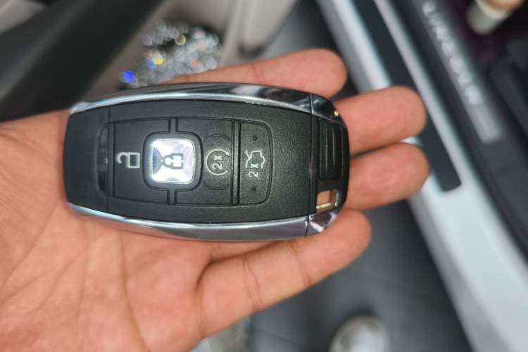 Used Lincoln Nautilus 2019 2.0T Two-Wheel Drive Luxury Edition China VI Standard Vehicle Key
