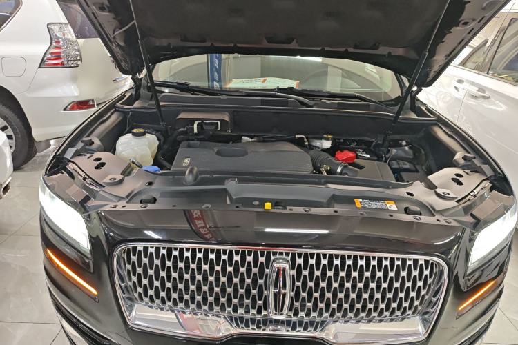 Used Lincoln Nautilus 2020 2.0T Submarine Edition Engine Bay