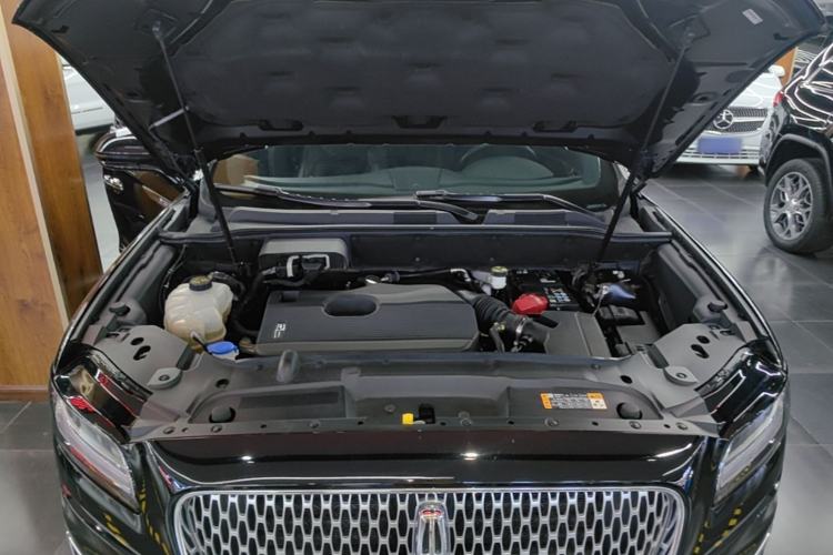 Used Lincoln Nautilus 2020 2.0T Four-Wheel Drive Luxury Edition Engine Bay