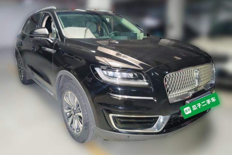 Used Lincoln Nautilus 2020 2.0T Submarine Edition Front Right 45 Deg