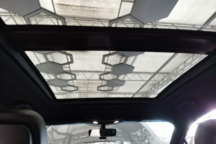 Used Lincoln Nautilus 2020 2.0T Submarine Edition Headliner