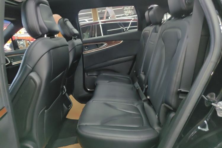 Used Lincoln Nautilus 2020 2.0T Four-Wheel Drive Luxury Edition Left Rear Seat