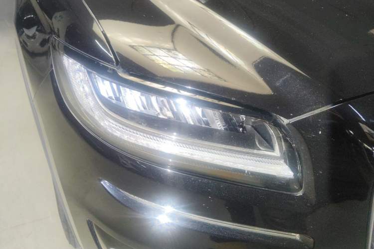 Used Lincoln Nautilus 2020 2.0T Submarine Edition Right Front Headlight