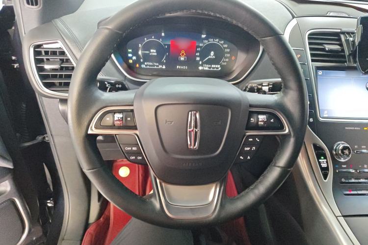 Used Lincoln Nautilus 2020 2.0T Submarine Edition Steering Wheel