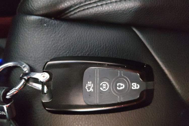 Used Lincoln Nautilus 2020 2.0T Submarine Edition Vehicle Key