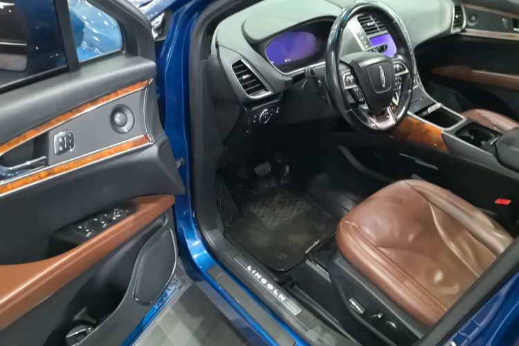 Used Lincoln Nautilus 2020 2.0T Four-Wheel Drive Luxury Edition Driver Seat