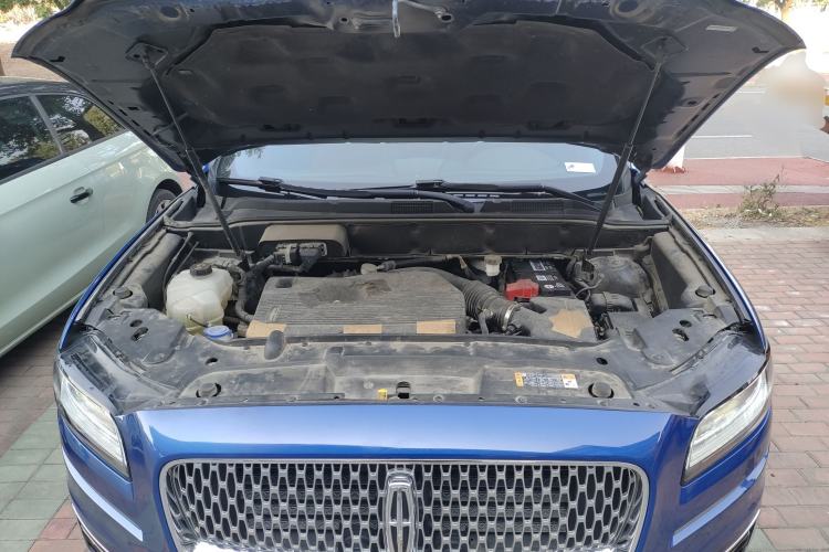 Used Lincoln Nautilus 2020 2.0T Four-Wheel Drive Luxury Edition Engine Bay