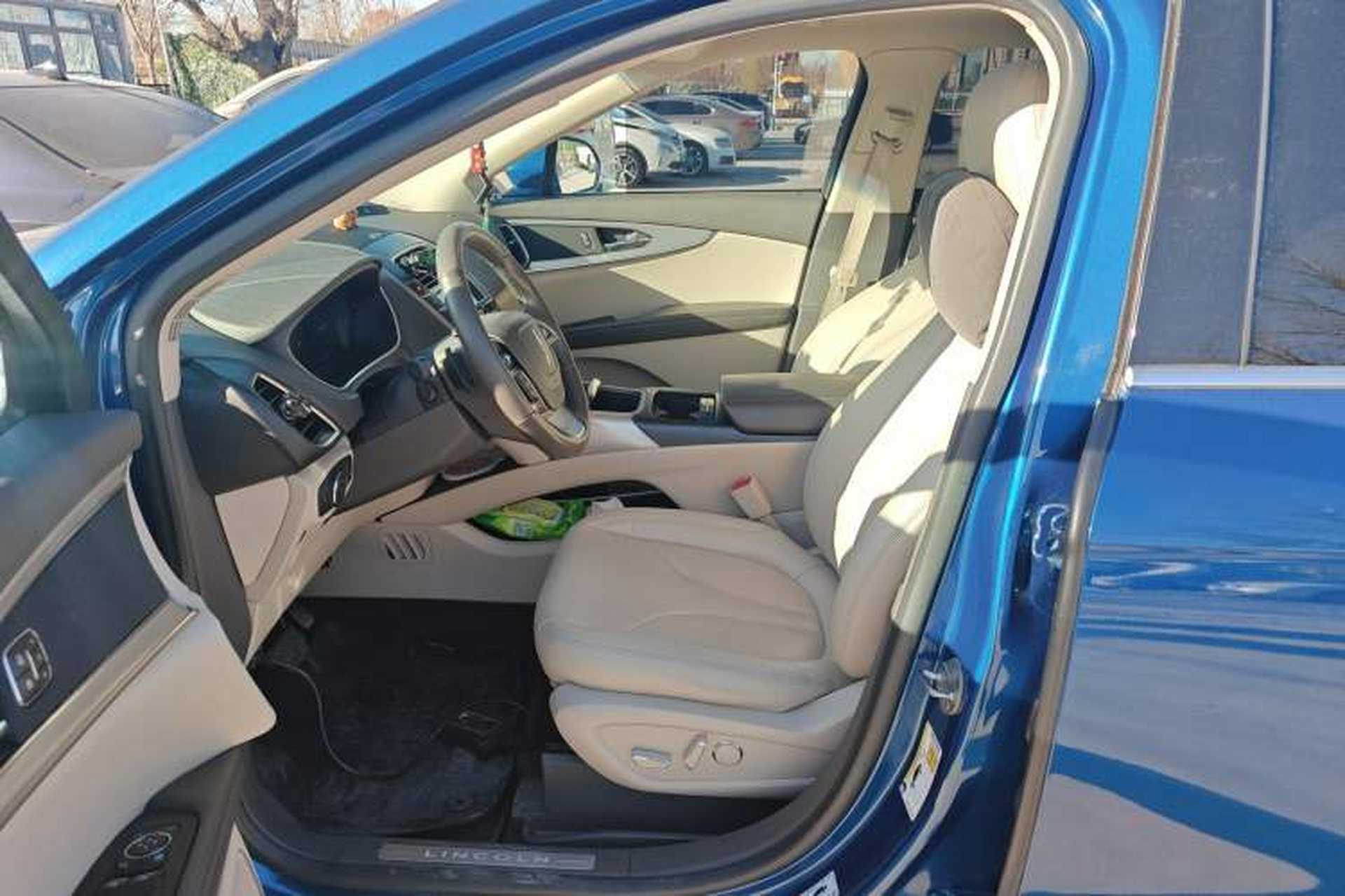 Used Lincoln Nautilus 2020 2.0T Submarine Edition Left Front Seat