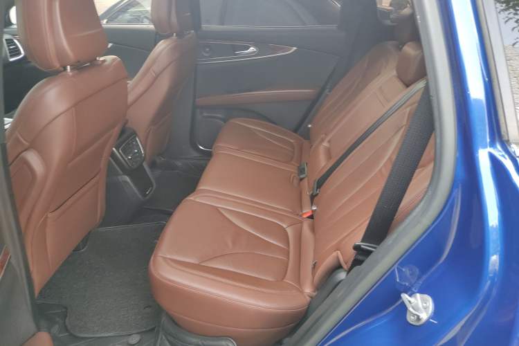 Used Lincoln Nautilus 2020 2.0T Four-Wheel Drive Luxury Edition Left Rear Seat
