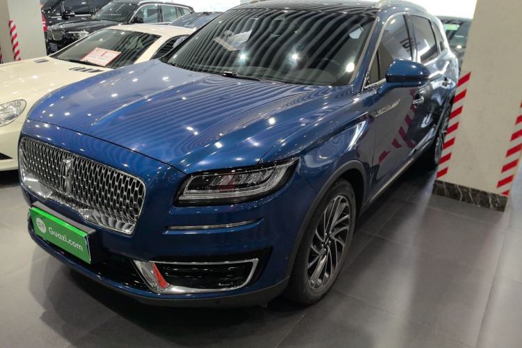 Used Lincoln Nautilus 2020 2.0T Four-Wheel Drive Luxury Edition Left Side