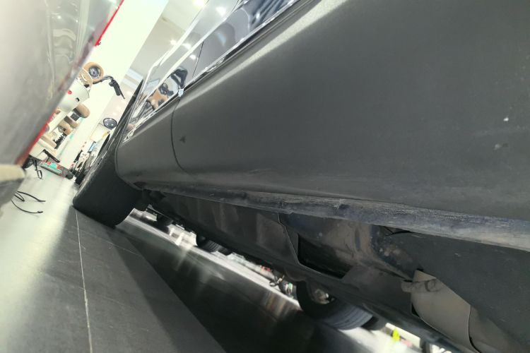 Used Lincoln Nautilus 2020 2.0T Four-Wheel Drive Luxury Edition Left Side Sill