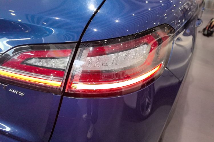 Used Lincoln Nautilus 2020 2.0T Four-Wheel Drive Luxury Edition Right Rear Taillight
