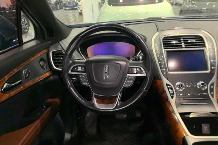 Used Lincoln Nautilus 2020 2.0T Four-Wheel Drive Luxury Edition Steering Wheel