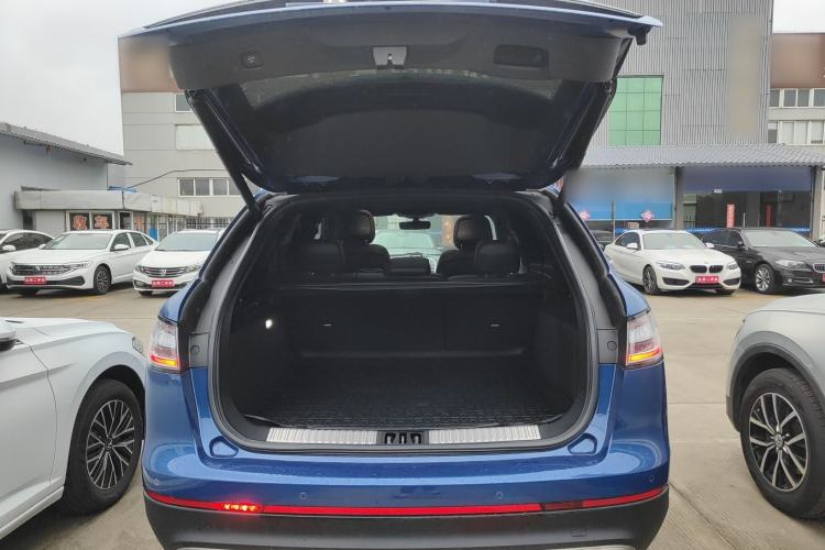 Used Lincoln Nautilus 2020 2.0T Four-Wheel Drive Luxury Edition Trunk