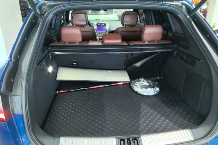 Used Lincoln Nautilus 2020 2.0T Four-Wheel Drive Luxury Edition Trunk
