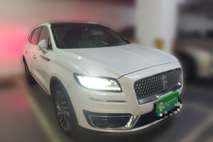 Used Lincoln Nautilus 2020 2.0T Four-Wheel Drive Luxury Edition Front Right 45 Deg