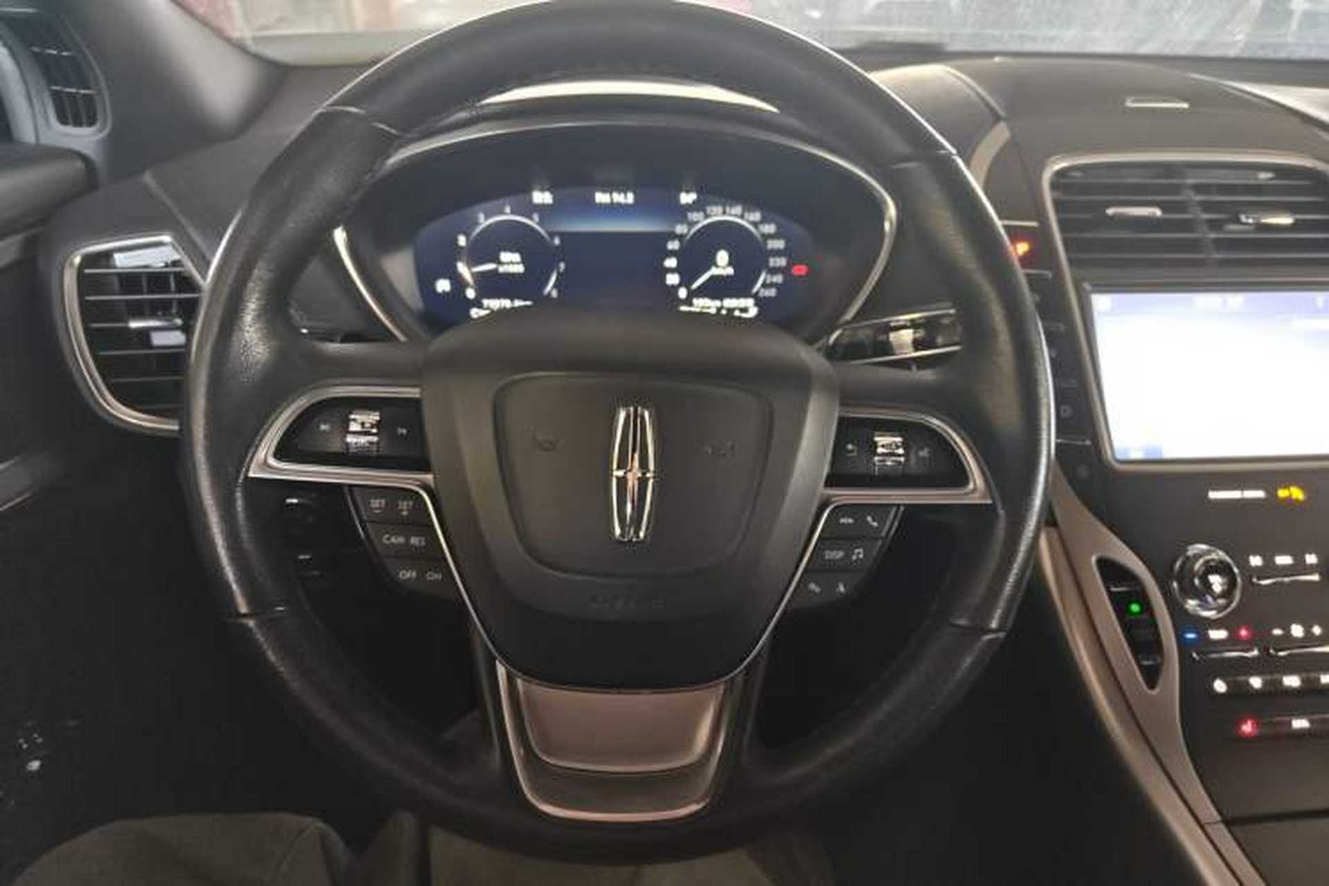 Used Lincoln Nautilus 2020 2.0T Submarine Edition Steering Wheel