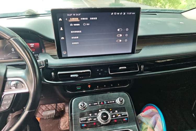 Used Lincoln Nautilus 2021 2.0T Four-Wheel Drive Luxury Edition Audio And AC Panel