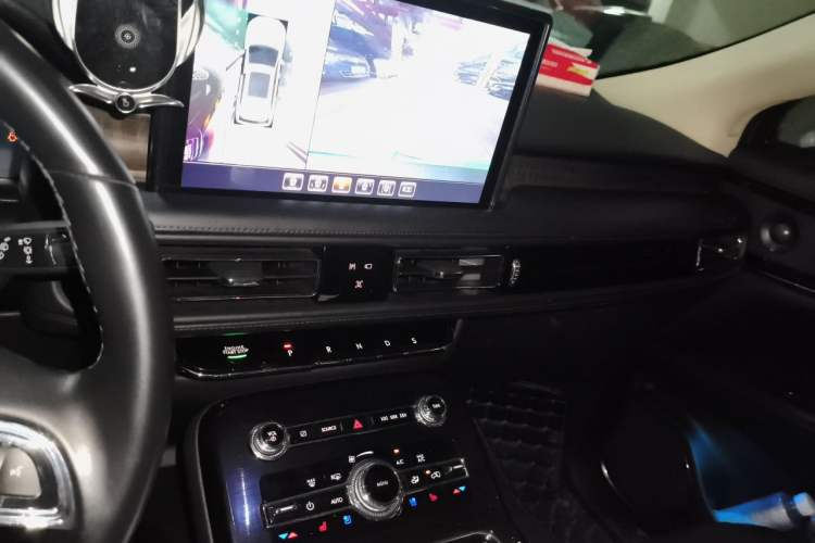 Used Lincoln Nautilus 2021 2.0T Four-Wheel Drive Luxury Edition Audio And AC Panel