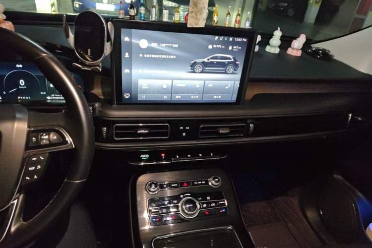 Used Lincoln Nautilus 2021 2.0T Four-Wheel Drive Luxury Edition Audio And AC Panel