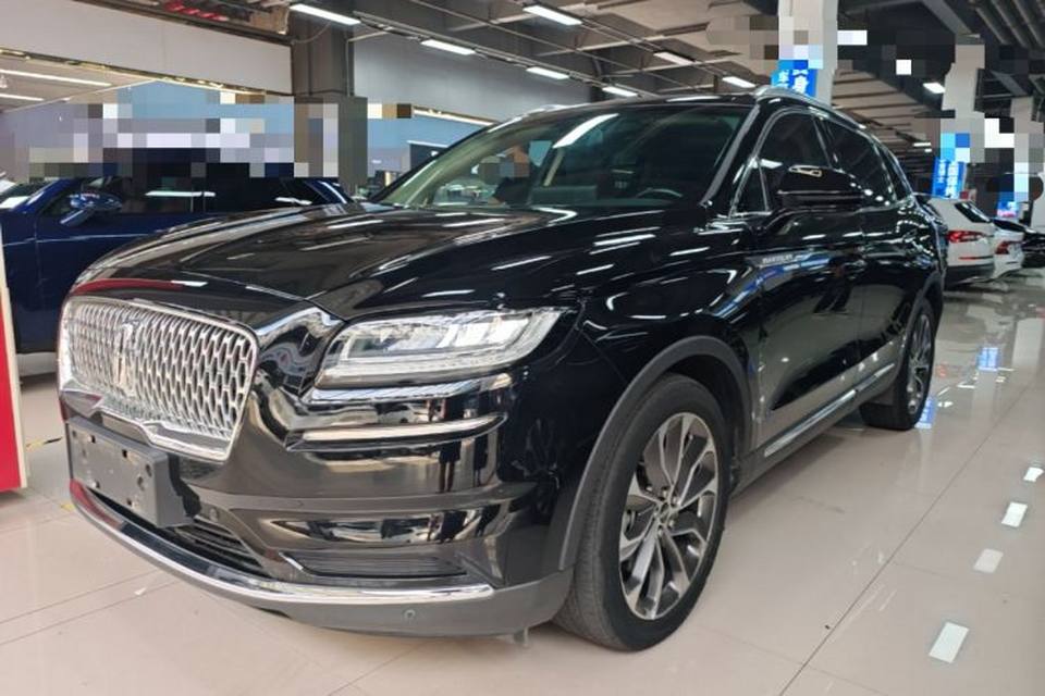 Lincoln Nautilus 2021