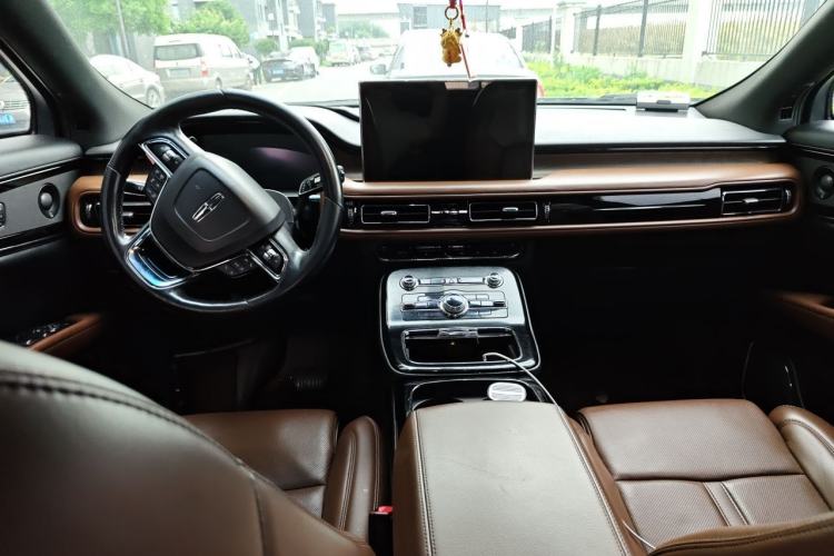 Used Lincoln Nautilus 2021 2.7T Four-Wheel Drive Prestige Edition Center Console