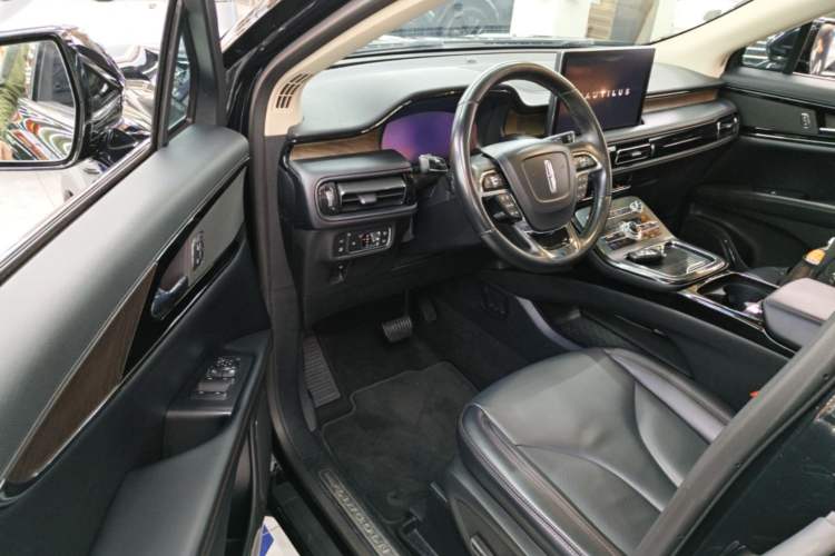 Used Lincoln Nautilus 2021 2.0T Four-Wheel Drive Luxury Edition Driver Seat